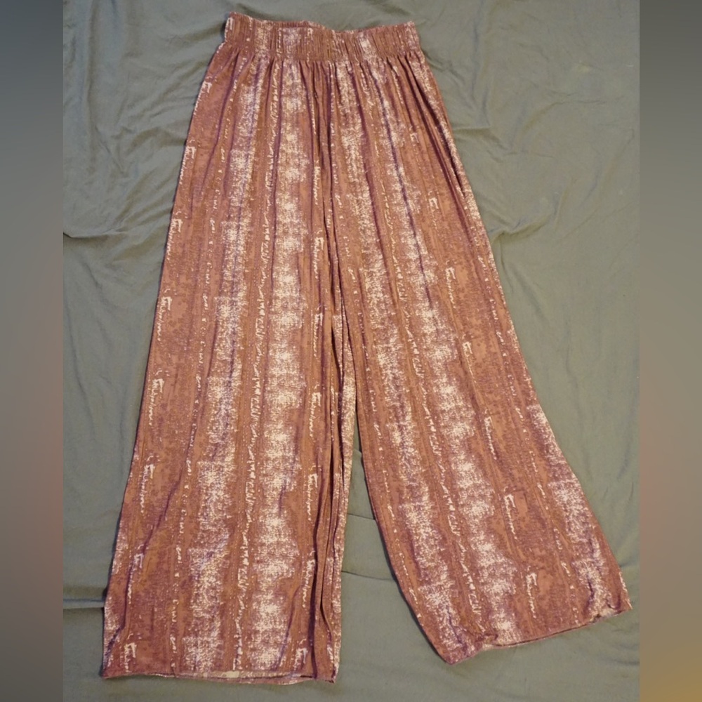 Wide leg pants
